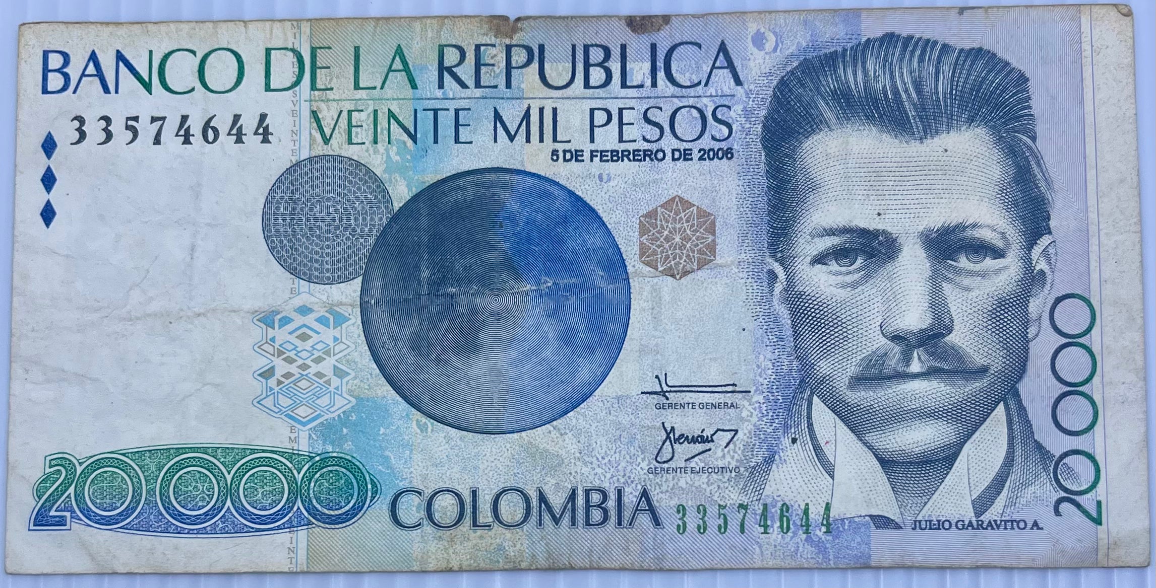 Columbia 2010 20000 pesos P-454 Used World Banknote